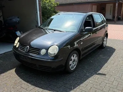 Gebraucht VW Polo 75 PS (55 kW) 2003 Schwarz Kleinwagen