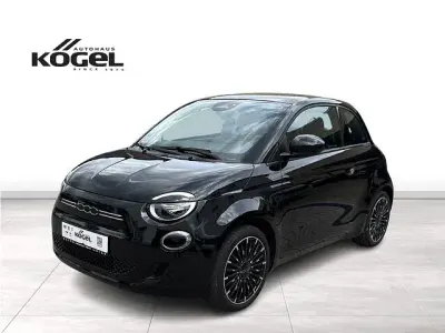 Gebraucht Fiat 500e Icon 86 kW (118 PS) 2023 Schwarz Limousine