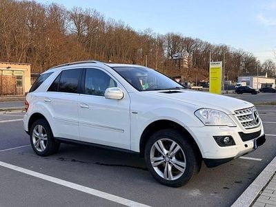 Gebraucht Mercedes ML350 278 PS (204 kW) 2010 Weiß SUV
