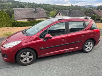 Gebraucht Peugeot 207 95 PS (69 kW) 2010 Rot Kombi