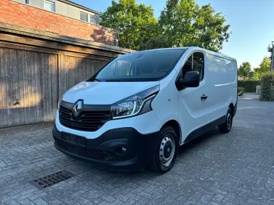 Gebraucht Renault Trafic 125 PS (91 kW) 2018 Weiß Van / Kleinbus