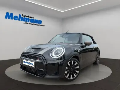 Gebraucht Mini Cooper S Classic 178 PS (130 kW) 2023 Schwarz Kleinwagen