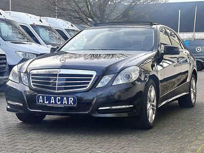 Gebraucht Mercedes E220 170 PS (125 kW) 2011 Schwarz Limousine