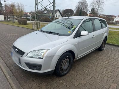 gebraucht Ford Focus 1,6TDCi 66kW Ambiente Turnier Ambiente