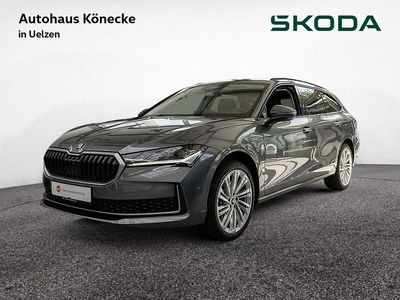 Grau Neu 2025 Skoda Superb Selection Kombi | 57.890 €