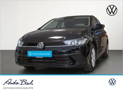 Gebraucht VW Polo Life 80 PS (58 kW) 2023 Deep black perleffekt Kleinwagen