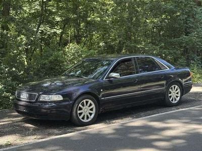 Audi S8