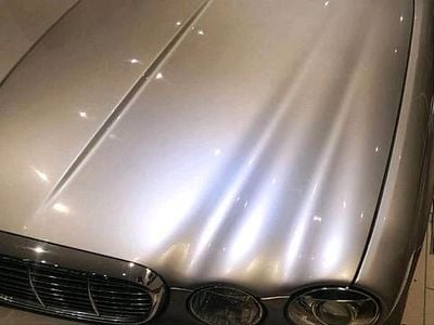 Usata Jaguar XJ8 298 CV (219 kW) 2005 Grigio Berlina