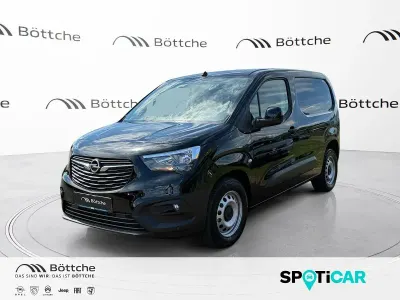 Neu Opel Combo-e Life Basis 100 kW (136 PS) 2025 Lackierung schwarz perla nera/typ aussenverkleidung metalliclackierung Limousine