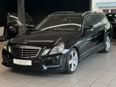 Gebraucht Mercedes E200 AMG 184 PS (135 kW) 2013 Schwarz Kombi
