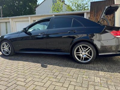 Mercedes E300