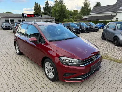 Gebraucht VW Golf Sportsvan 131 PS (96 kW) 2019 Rot Van / Kleinbus