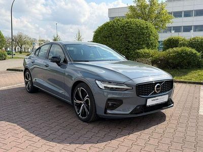 Second-hand Volvo S60 Ultimate 250 CP (183 kW) 2025 Berlinǎ