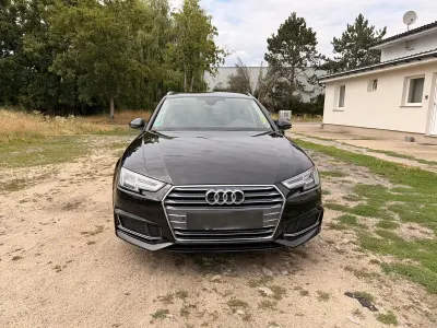 Gebraucht Audi A4 2019 Schwarz Kombi