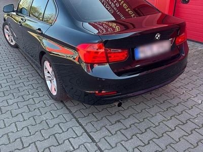 Second-hand BMW 316 136 CP (100 kW) 2015 Negru Berlinǎ
