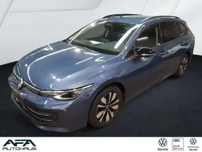 Gebraucht VW Golf VIII Goal 150 PS (110 kW) 2025 Blau Limousine