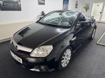 Schwarz Gebraucht 2009 Opel Tigra Edition Cabrio | 3.990 € (Teuer)