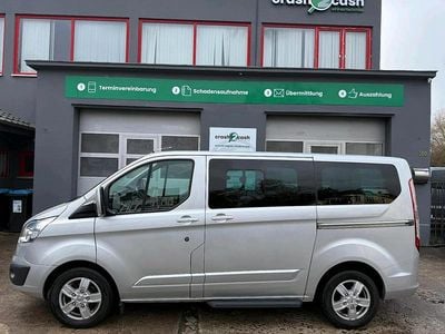 Usata Ford Tourneo 155 CV (114 kW) 2016 Argento Monovolume