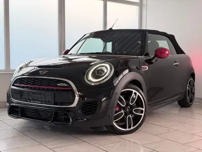 Gebraucht Mini John Cooper Works Cabriolet 231 PS (169 kW) 2019 Midnight black metallic Cabrio