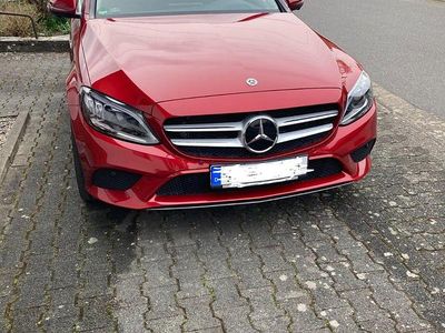 Gebraucht Mercedes C200 184 PS (135 kW) 2020 Rot Kombi