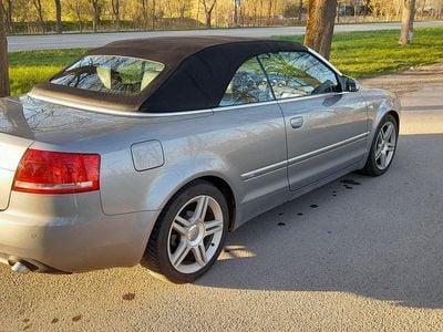 Usado Audi Cabriolet Sport 143 HP (105 kW) 2006 Cinzento Cabrios