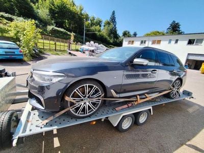 BMW M550