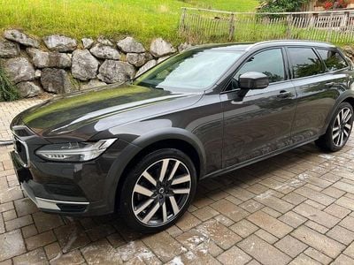 Volvo V90 CC