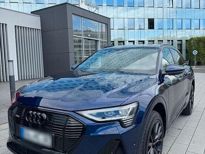 Usata Audi e-tron S-Line 230 kW (313 CV) 2022 Blu SUV