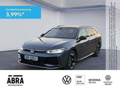 Gebraucht VW Passat R-line 177 PS (130 kW) 2025 Grau Kombi