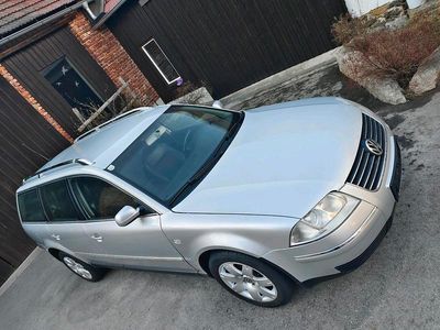 Gebraucht VW Passat Highline 131 PS (96 kW) 2002 Silber Van