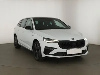 Gebraucht Skoda Scala Monte Carlo 116 PS (85 kW) 2025 Weiß Kleinwagen