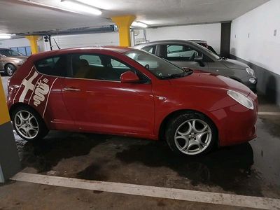 Rot Gebraucht 2009 Alfa Romeo MiTo Kleinwagen | 5.000 € (Teuer)