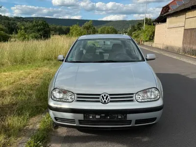 Gebraucht VW Golf IV 105 PS (77 kW) 2000 Silber Kleinwagen