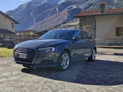 Gebraucht Audi A3 Business 150 PS (110 kW) 2018 Grau Limousine