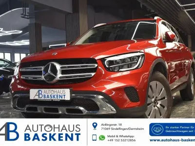 Gebraucht Mercedes GLC220 194 PS (142 kW) 2022 Rot SUV
