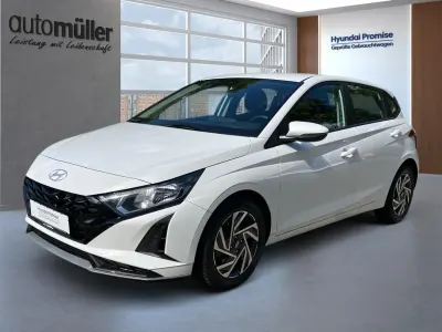 Gebraucht Hyundai i20 Trend 101 PS (74 kW) 2025 Weiß Kleinwagen