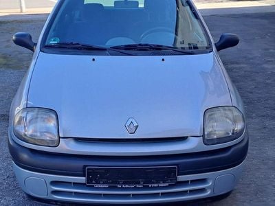 Gebraucht Renault Clio II Basis 58 PS (42 kW) 1999 Limousine