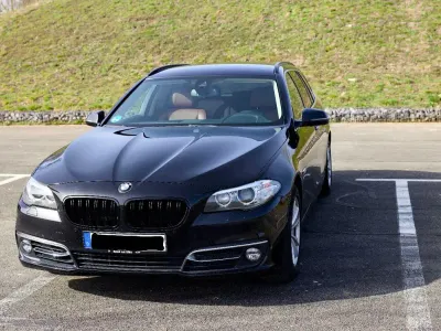 Usata BMW 530 Luxury Line 258 CV (189 kW) 2016 Nero Station wagon