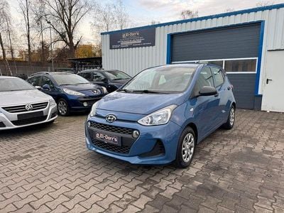 Blau Gebraucht 2017 Hyundai i10 Classic Kleinwagen | 7.690 € (Fairer Preis)