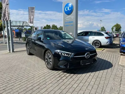 Gebraucht Mercedes A180 Advanced 116 PS (85 kW) 2024 Schwarz Limousine