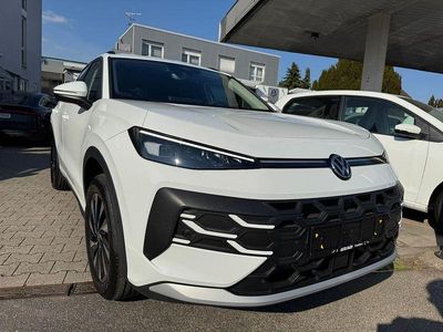 Nouă VW T-Roc Life 150 CP (110 kW) 2026 Alb SUV