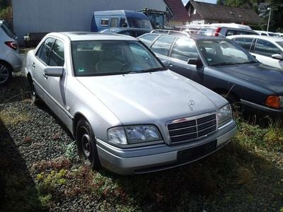 Mercedes C200