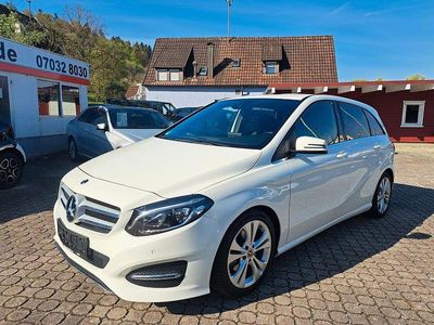 Usata Mercedes B200 Urban 156 CV (114 kW) 2018 Bianco Monovolume