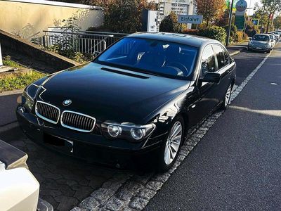 Schwarz Gebraucht 2002 BMW 745 Limousine | 11.800 €