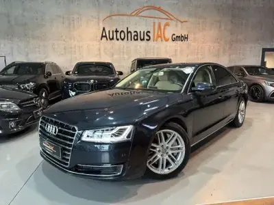 Gebraucht Audi A8 Comfort 435 PS (319 kW) 2015 Blau Limousine