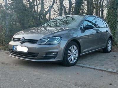 Gebraucht VW Golf VII 105 PS (77 kW) 2013 Grau Kleinwagen