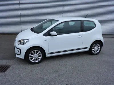 Gebraucht VW up! CLUB 60 PS (44 kW) 2016 Weiß Kleinwagen