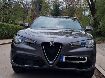 Usata Alfa Romeo Stelvio 200 CV (147 kW) 2019 Grigio SUV