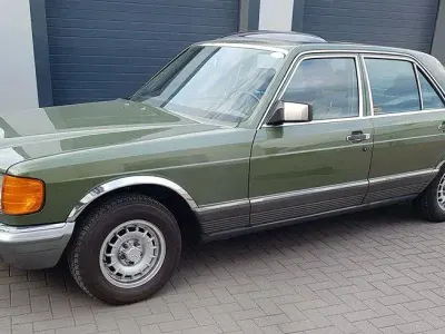Gebraucht Mercedes 280 185 PS (136 kW) 1984 Grün Limousine