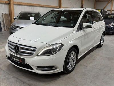 Usata Mercedes B180 122 CV (89 kW) 2014 Bianco Monovolume